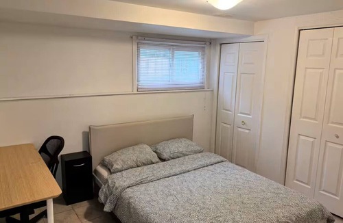 London House | 5BR Home in North London(UWO)