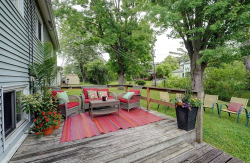 Ionia House | 5BR Home Near RIT & U of R Sleeps up to 12