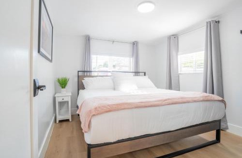 Liberty City Apartment | 5BR HotTubPoolTableMiniGolf 7 min to Wynwood