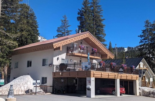 Salt Lake Mountain Resorts Ski Chalet | 5BR I Majestic l Brighton Ski Resort