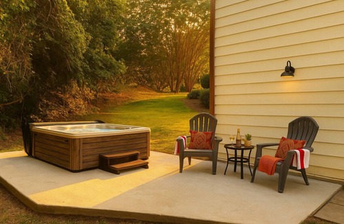 Barium Springs House | 5BR Lakefront Hot Tub Fire Pit Game Room