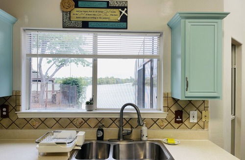 Irving House | 5BR Lakefront Retreat! Sleeps 10! Best Lake Views at Irving Lake