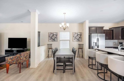 Ruffin House | 5BR Modern Comfort Spacious Home