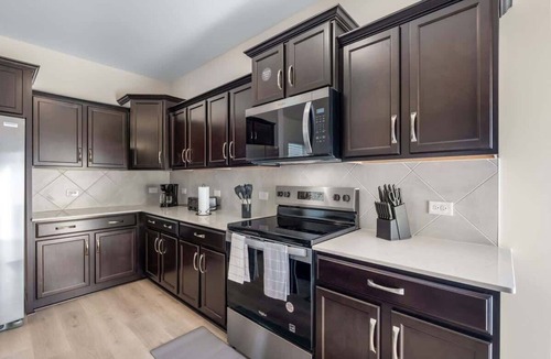 Ruffin House | 5BR Modern Comfort Spacious Home