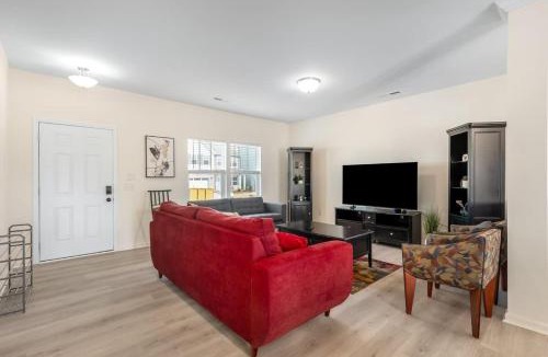 Ruffin House | 5BR Modern Comfort Spacious Home