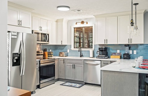 East Stroudsburg House | 5BR Natural Retreat w/Gameroom+Movie Theater+Hot Tub+Sauna
