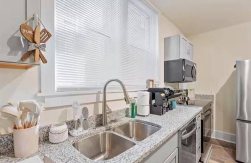 Wilmington House | 5BR Private House for long stays