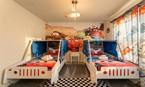 Four Corners House | 5BR Resort Townhome with Private Pool!