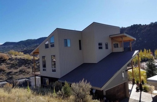 Durango House | 5BR Retreat with Breathtaking views, close to Downtown Durango