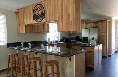 Squaw Valley House | 5Ez Farm house