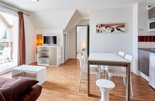 Auberville Condo | 5km from the Beach! Charming central apartment