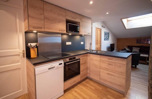 Valmorel Apartment | 5m from shops, 2nd floor, view mountain, balcony, tv, 73m², Valmorel