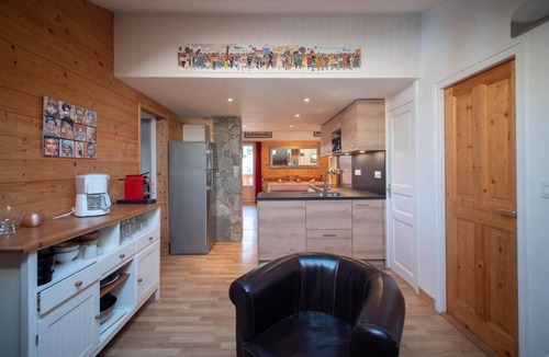 Valmorel Apartment | 5m from shops, 2nd floor, view mountain, balcony, tv, 73m², Valmorel