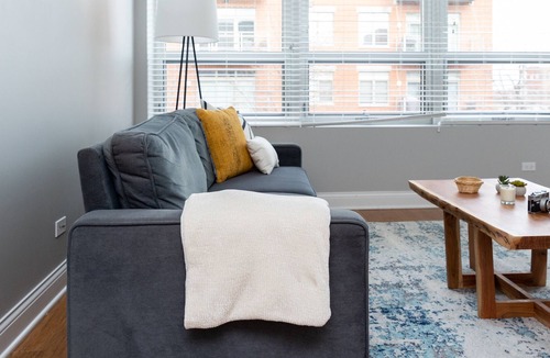 River West Apartment | 5min to Wicker, Dtown | Quiet Flat + W&D | Zencity