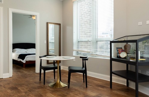 River West Apartment | 5min to Wicker, Dtown | Quiet Flat + W&D | Zencity