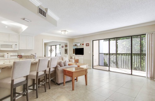 Xanadu Condo | 5min Walk to Jupiter Beach From this Cozy Condo