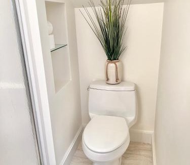 Marlborough House | 5STAR Close2BOSTON Private Stylish HOME +W/D+Wi-Fi