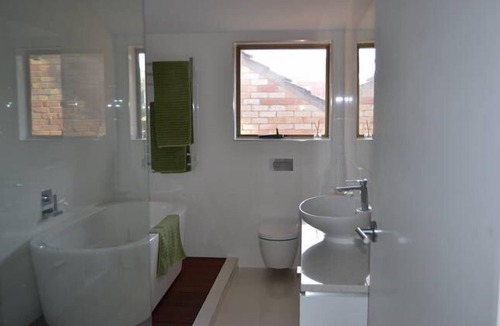 Glenelg North House | 5StarHouse Beach Location