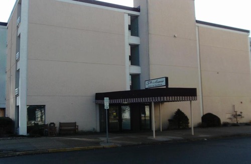 Downtown Hotel | 5th Avenue Inn & Suites