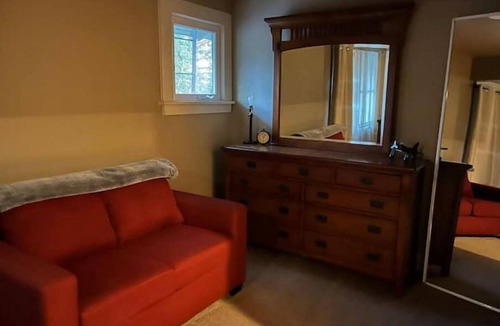 Cliff - Cannon House | 5th Avenue Suites #6