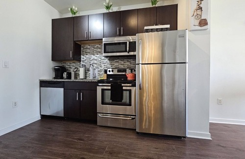 Passyunk Square Apartment | 5th Avenue Vibes