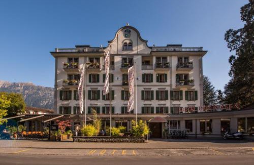 Central Interlaken Hotel | 5th Floor Basic Rooms - shared bathrooms