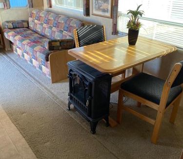 Drexel Heights Villa | 5th wheel 4b