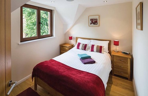 Didcot House | 6 Ashbrook Mews 6 As