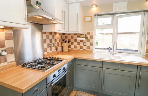 Tunstall House | 6 Badgers Retreat