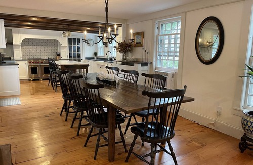Nantucket Town House | 6 BDR, Pet-friendly, newly remodeled whaling captain’s house downtown Nantucket!