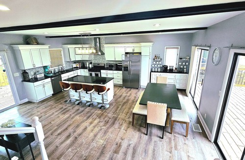 Cedar Lake House | 6 Bed 3 BA Spacious A-Frame Near Crown Point