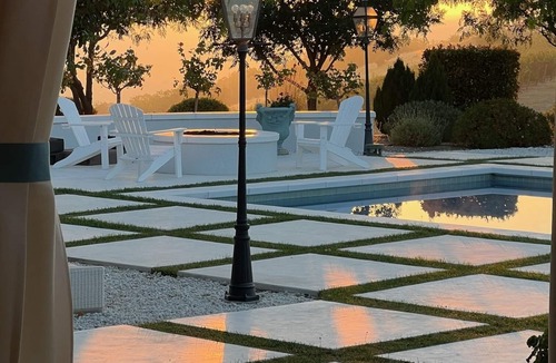 Paso Robles House | 6 bed 3 bath house surrounded by 10 acres of vines w pool, jacuzzi, & fire pit.