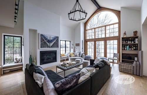 Lafontaine Cottage | 6 bed 4 bath cottage in Tiny with stunning beach on Georgian Bay!