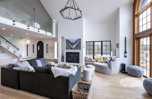 Lafontaine Cottage | 6 bed 4 bath cottage in Tiny with stunning beach on Georgian Bay!