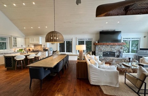 Muskoka Lakes Cottage | 6 bed 4 bath cottage on Lake Joseph