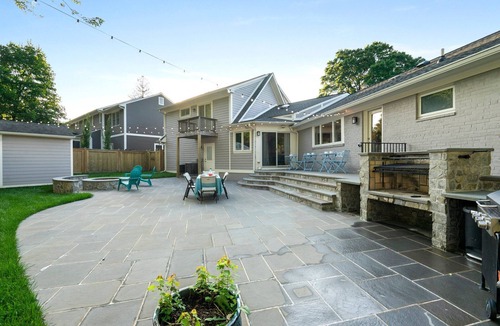 Arlington House | 6 Bed High End Home w/EPIC Backyard!