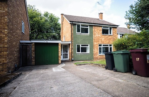 Reading House | 6-Bed House-Reading-Sleeps12-TownCentre