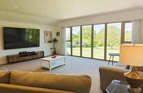 Steens Bridge House | 6 Bed in Docklow oc-d31042