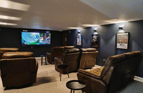 Steens Bridge House | 6 Bed in Docklow oc-d31042