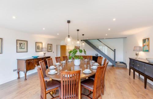 Steens Bridge House | 6 Bed in Docklow oc-d31042