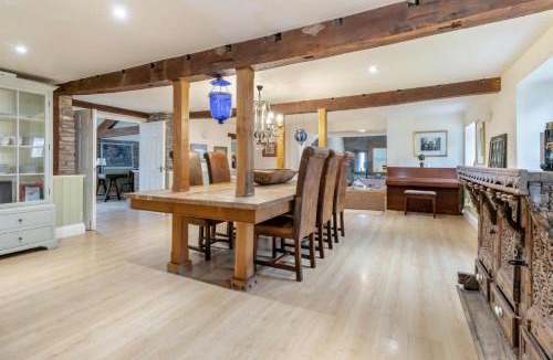 Llanfihangel Tal-y-llyn House | 6 Bed in Llanfilo oc-e30630