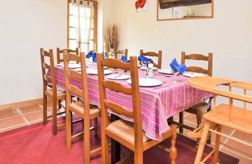 Vieux-Pont-en-Auge House | 6 bedroom accommodation in Vieux-Pont-En-Auge