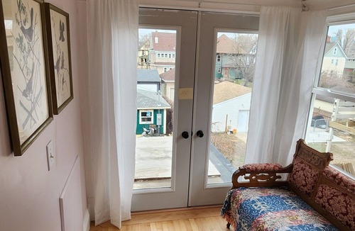 Minneapolis House | 6 bedroom, 4 Bathroom Victorian Mansion 1 Mile from Downtown Minneapolis