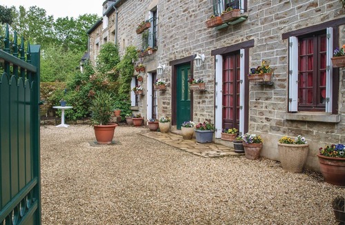 Plouer-sur-Rance House | 6 bedroom accommodation in Plouer sur Rance