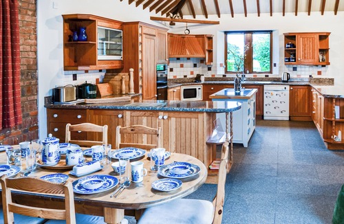 Irstead Cottage | 6 bedroom accommodation in South Walsham