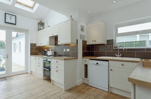 Boscombe Cottage | 6 bedroom accommodation in Bournemouth
