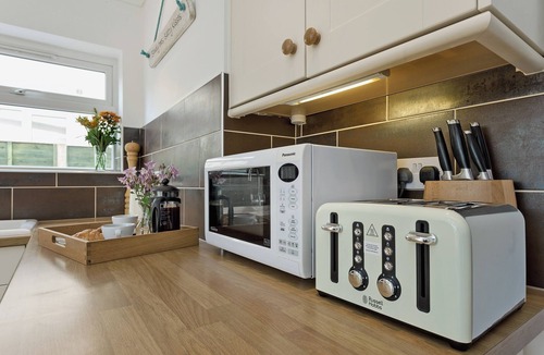 Boscombe Cottage | 6 bedroom accommodation in Bournemouth