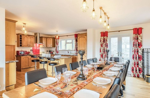 Cinderford Cottage | 6 bedroom accommodation in Cinderford