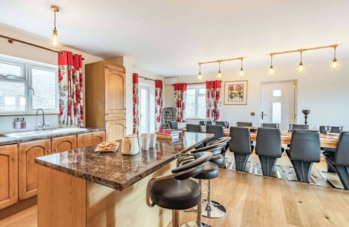 Cinderford Cottage | 6 bedroom accommodation in Cinderford