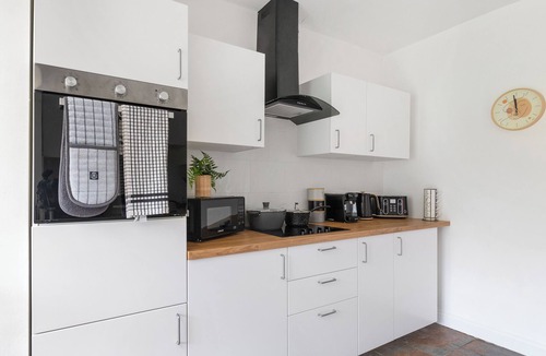 Leicester Cottage | 6 bedroom accommodation in Leicester